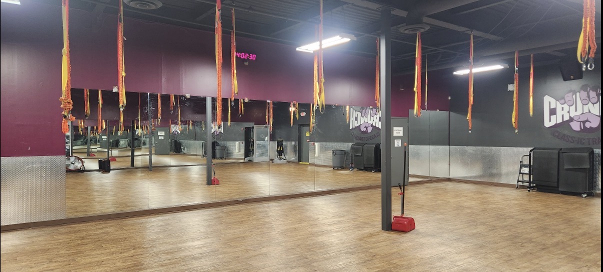 Gym Mirror Wall